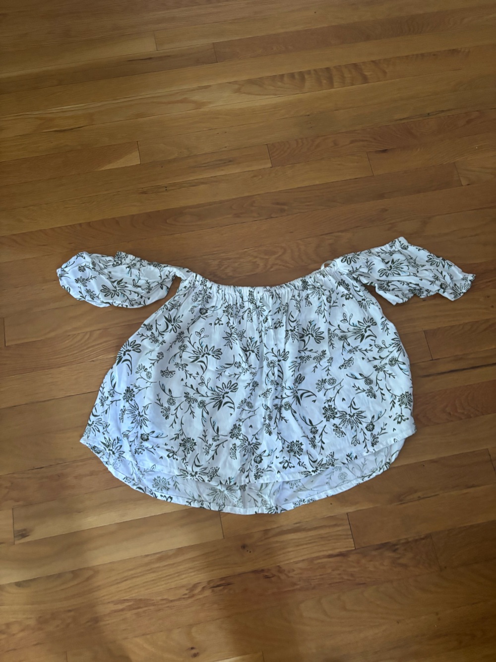 White Floral Women’s off the shoulder top